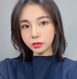 main_selfie_img6 main_selfie_img6